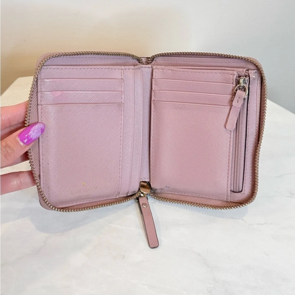🔥Kate Spade Pink Wallet EUC🔥